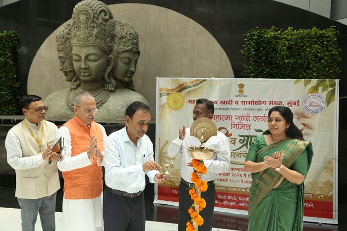 Maharashtra Khadi Board organizes exhibition on Mahatma Gandhi Jayanti